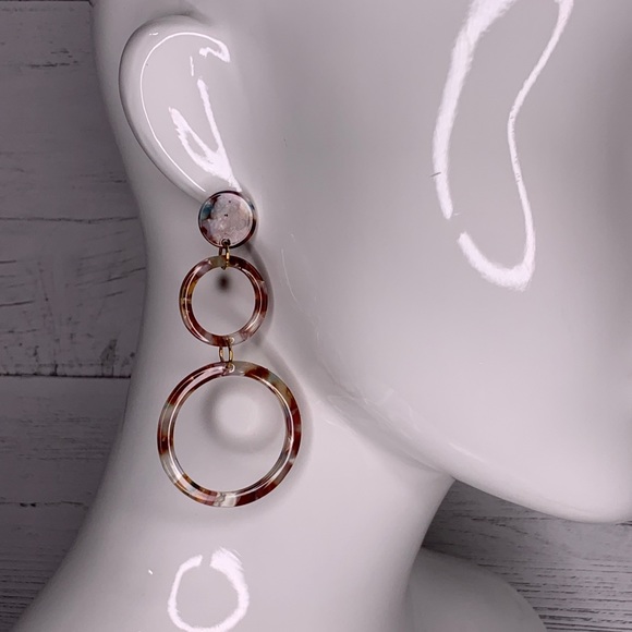 Triple Circle Link Hoop Earrings - Picture 6 of 8